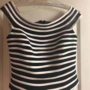 JS Collections black and white fitted top